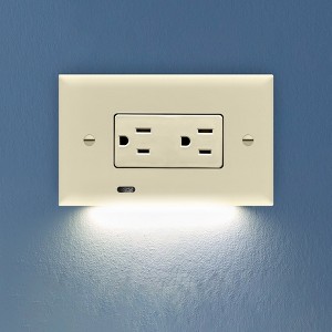 SnapPower GuideLight 2 PLUS Horizontal Wall Plate Night Light - 1 Pack - 1 of 4