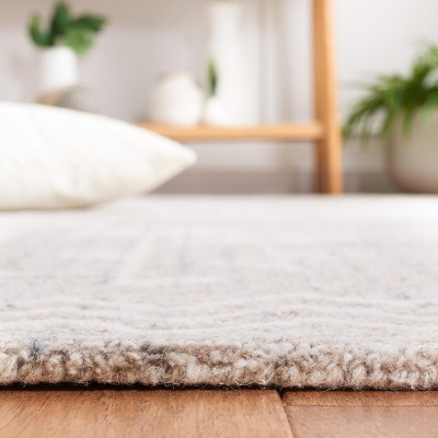 Beige and Ivory Hand-Tufted Wool 4' x 6' Area Rug