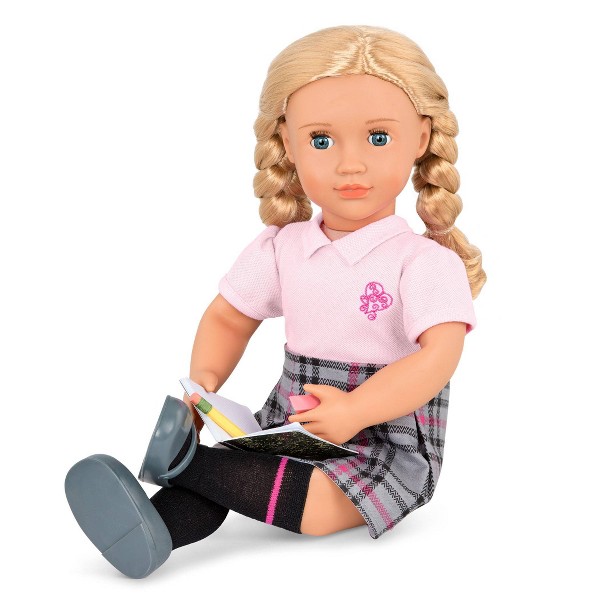 Nuestra Generación Hally con Libro de Cuentos y Accesorios Muñeca Escolar Posable de 18" 4