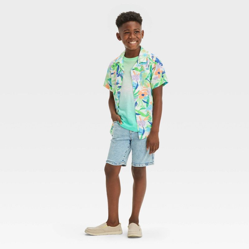 Boys' Relaxed Tapered 'At the Knee' Flat Front Jean Shorts - Cat & Jack™, 6 of 8