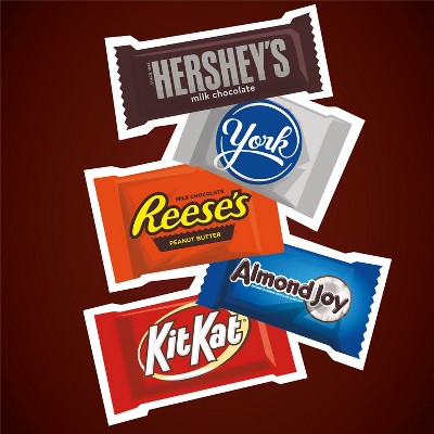 Hershey Milk and Dark Chocolate Assortment Snack Size Candy - 33.43oz