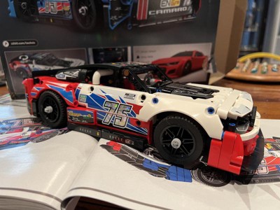 Chevrolet Camaro ZL1 NASCAR® Next Gen - LEGO® Technic - 42153