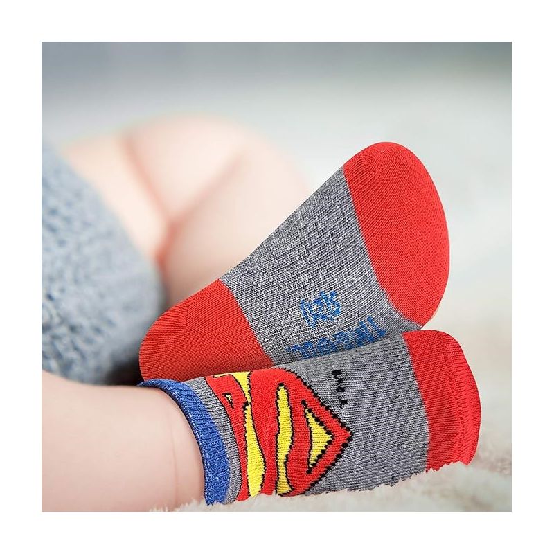 DC Comics Baby Boys’ and Girls’ Socks, Infant socks Ages 0-24 months, 2 of 4