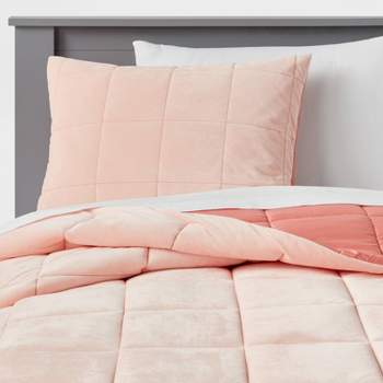 Kids' Comforter Set Windowpane Velvet Pink - Pillowfort™