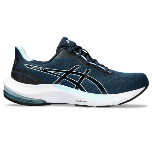 Nurses Wear These Asics Gel Contend 7 Sneakers for Long Shifts