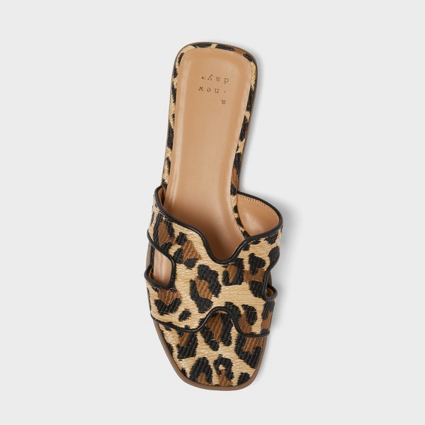 Sandalias tipo slide Nina para mujer - A New Day™ marrón claro 3