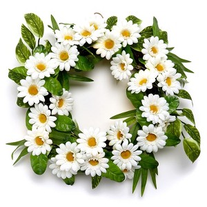 The Lakeside Collection Sunshine Daisies Home Decor - Lighted Wreath - 1 of 4