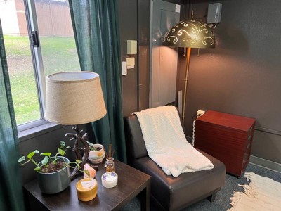 Guest review image 2 of 2, zoom in
