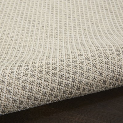 Ivory Silver Geometric Easy Care 8' x 10' Outdoor Rug