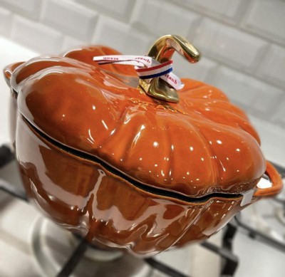 Sold at Auction: Staub Cast Iron 5 qt. Pumpkin Cocotte Dutch Oven with Four  Matching Petite 16 oz. Cocottes- All in Burnt Orange