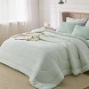 Bedsure | 3 Pcs Cooling and Warm Bed Set Two-color Reversible For All Season - 2 of 4