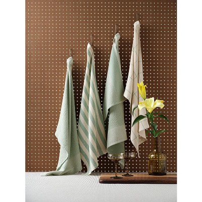 minimal waffle sage green