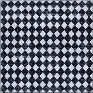 Santa Clara SCL357  Machine Washable Skid-Resistant Power Loomed Indoor Rugs - Safavieh - 1 of 4