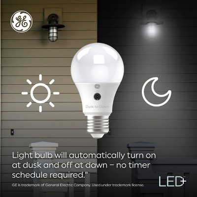 White Frosted LED Dusk to Dawn Outdoor Bulb
