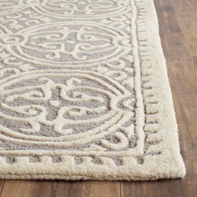 Ivory and Silver Hand-Tufted Wool Geometric Area Rug 2' x 3'