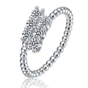 "Guili Teens/Young Adults Three-Stone Cubic Zirconia Ring – A Perfect Choice for Engagements, Anniversaries, or Promise Rings" - 1 of 2