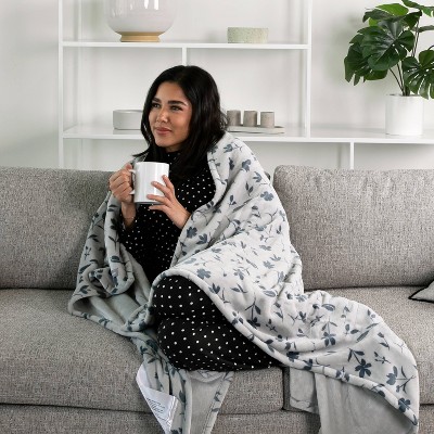 Brookstone Heated Cozy Throw Floral