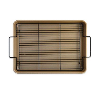 GOLD Nordic Ware Nonstick High-Sided Oven Crisp Baking Tray