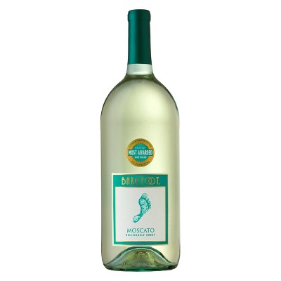 Barefoot Cellars Moscato White Wine - 1.5L Bottle