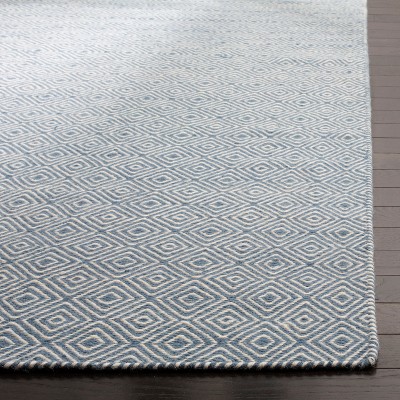 Handwoven Diamond Oasis 9' x 12' Blue/Ivory Wool Area Rug