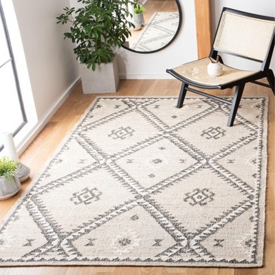 Grey and Black Wool Handwoven Kilim Area Rug, 4' x 6'
