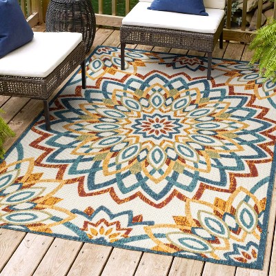 Flora Abstract Bold Mandala High-Low Indoor/Outdoor Area Rug - JONATHAN Y