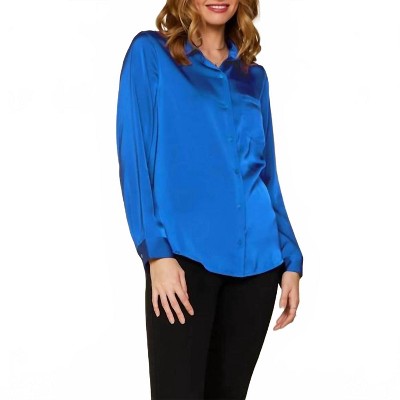 Women's Effortlessly Iconic Button Down Top - plus - SKIES ARE BLUE