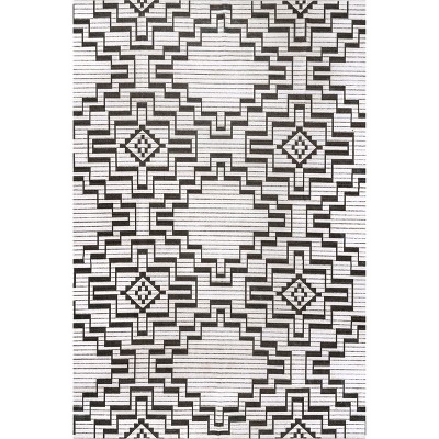 nuLOOM Tashia SpinClean Machine Washable Stain-Resistant Area Rug