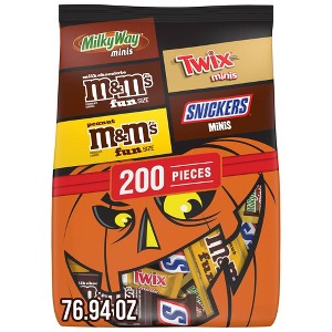 Assorted Halloween Chocolate Candy Minis and Fun Size Variety Bag - 76.94oz/200ct - 1 of 4