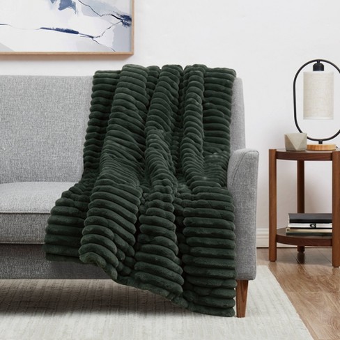 Dark green 2025 fur throw