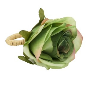 Saro Lifestyle Floral Shape Napkin Rings (Set of 4) - 1 of 4