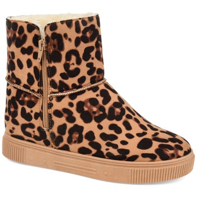 Journee Collection Women's Stelly Round Toe Winter Boots