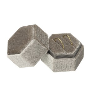 Unique Bargains Velvet Vintage Ring Display 2 Slot Hexagon Jewelry Storage Box - 1 of 4