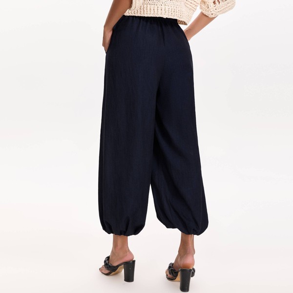 Pantalones globo relajados de tobillo para mujer - A New Day™ azul oscuro 2