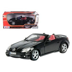 2005 Mercedes SLK55 AMG Black 1/18 Diecast Model Car by Motormax - 1 of 3