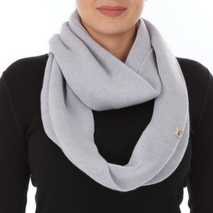 everyday-knit-infinity-loop-scarf - 1 of 4