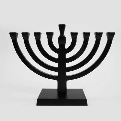 Menorahs : Hanukkah