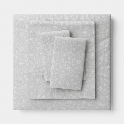 Queen Christmas Flannel Sheet Set Gray Snowflake - Wondershop™