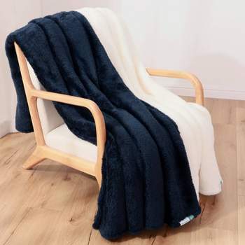 2pk 300 Recycled Fluffie Throw Blanket Delicate Marble Navy - Berkshire Blanket & Home Co.