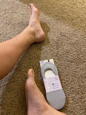 Peds Women's Super Soft with Traction 2pk Liner Socks - Gray 5-10