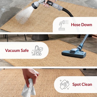 Modern Gray Synthetic 4' x 6' Easy-Care Indoor/Outdoor Rug