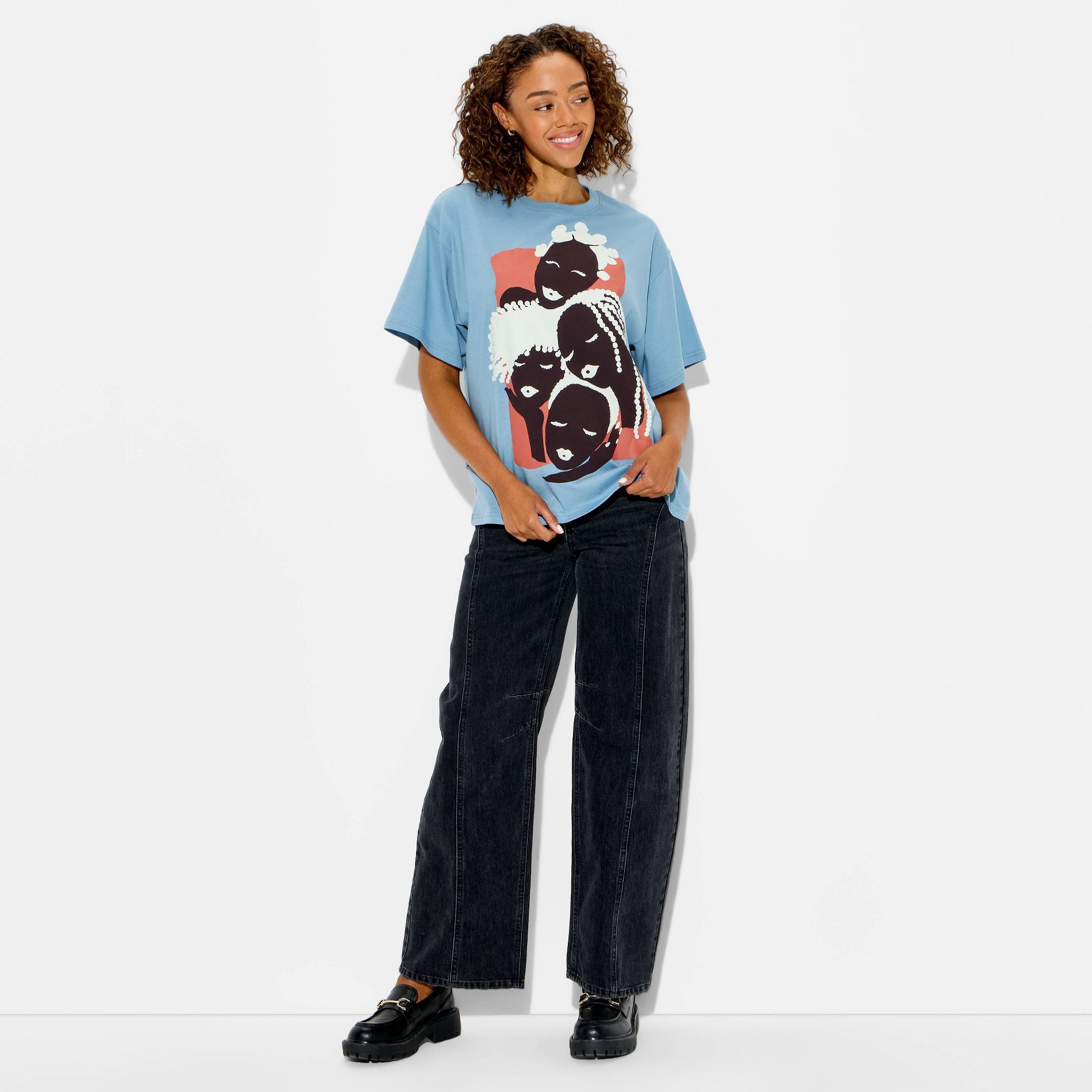 Women's Beautiful Faces Short Sleeve Graphic T-Shirt - Light Blue