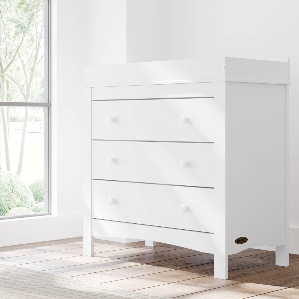 Photos - Dresser / Chests of Drawers Graco Noah 3-Drawer Dresser with Removable Changing Table Topper - White 