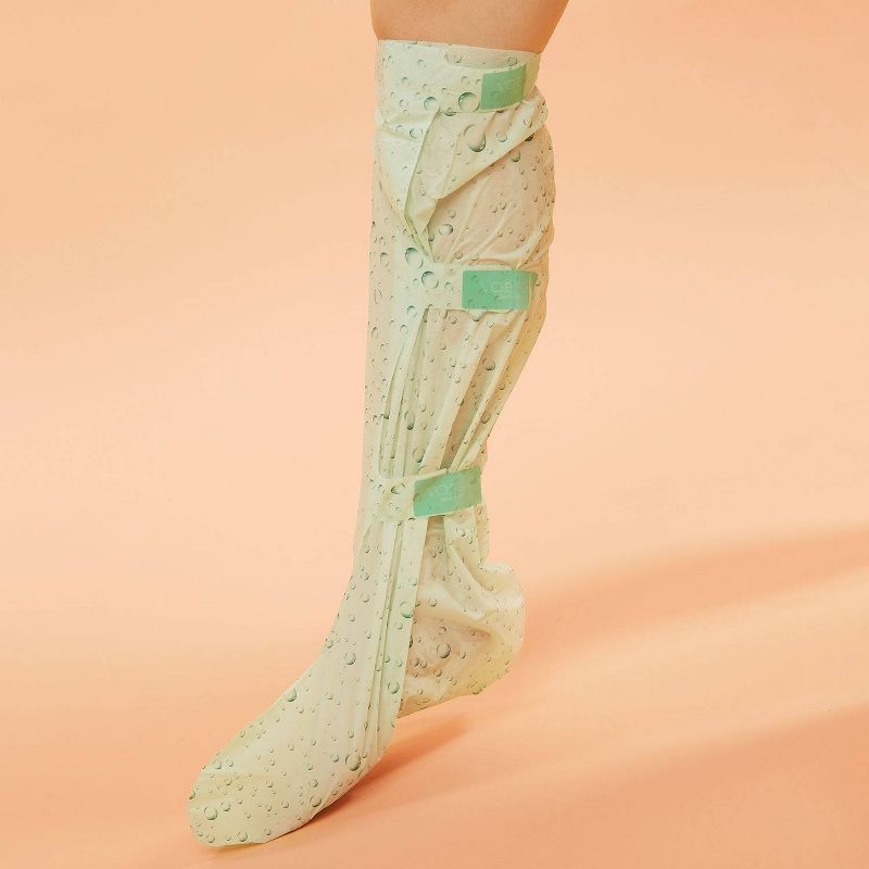 VOESH New York Cooling Therapy Knee High Socks, 3 of 8