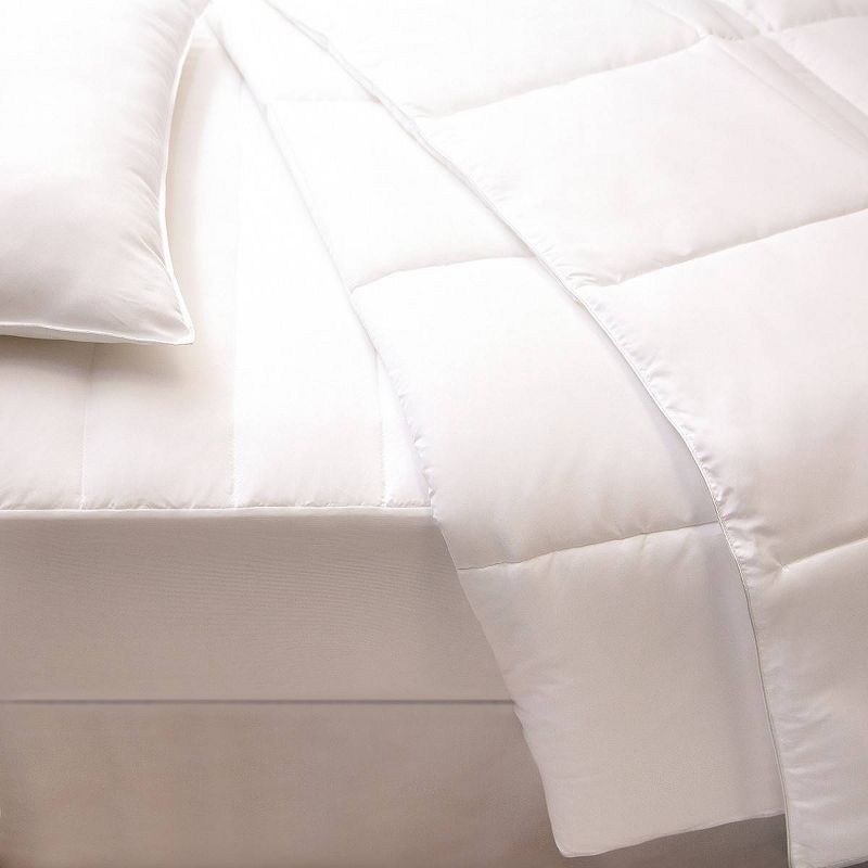 Down Alternative Dorm Kit (Inc. Comforter, Pillow and Mattress Pad), 4 of 6