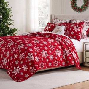 Greenland Home Fashions Snowflakes 2-Piece Twin/XL Coverlet Set, 68x88 Inch - 1 of 4
