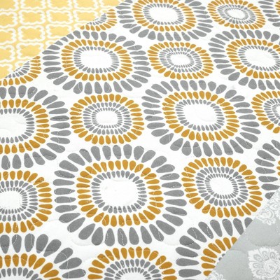 California King Yellow and Gray Cotton Reversible Quilt Set