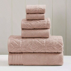 6 Piece Set, 2 Bath Towels 27"x54", 2 Hand Towels 16"x28", 2 Washcloths 13"x13" Yarn Dyed Diamond Gate Jacquard Towel Set Dusty Rose - 1 of 4