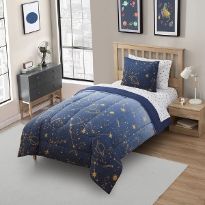 Galaxy Printed Kids Bedding Set includes Sheet Set by Sweet Home Collection® - 1 of 4