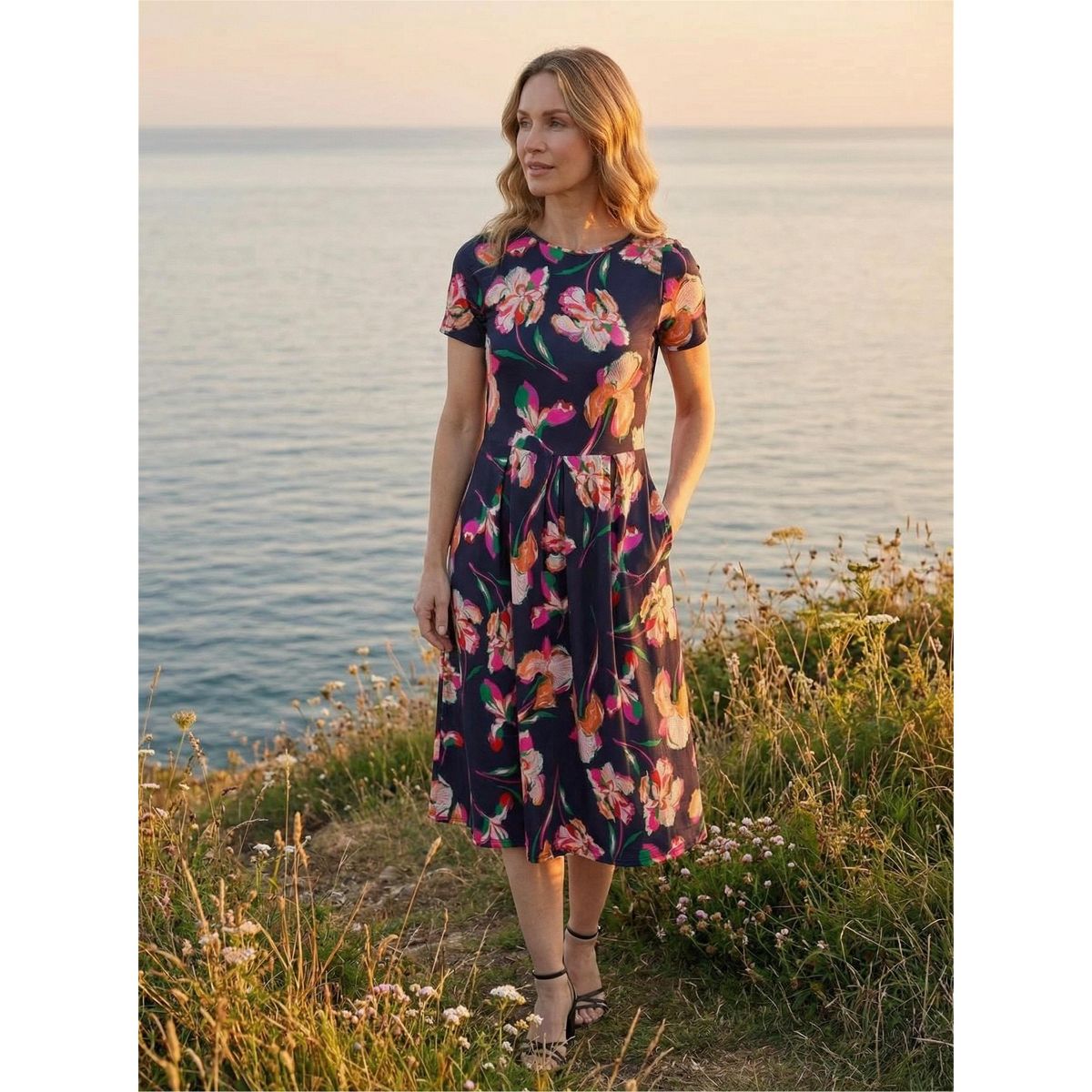 24seven Essential Petite Floral Print Short Sleeve Boat Neck Fit N Flare Pocket Midi Dress - thumbnail 5